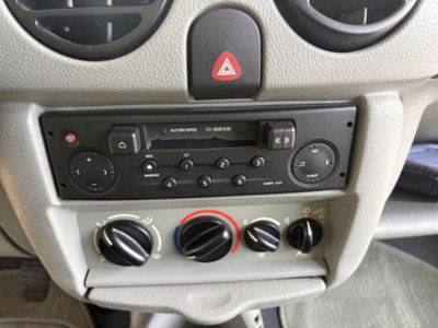 Renault Kangoo 1.2 16V cat 5 porte Privilège (17)