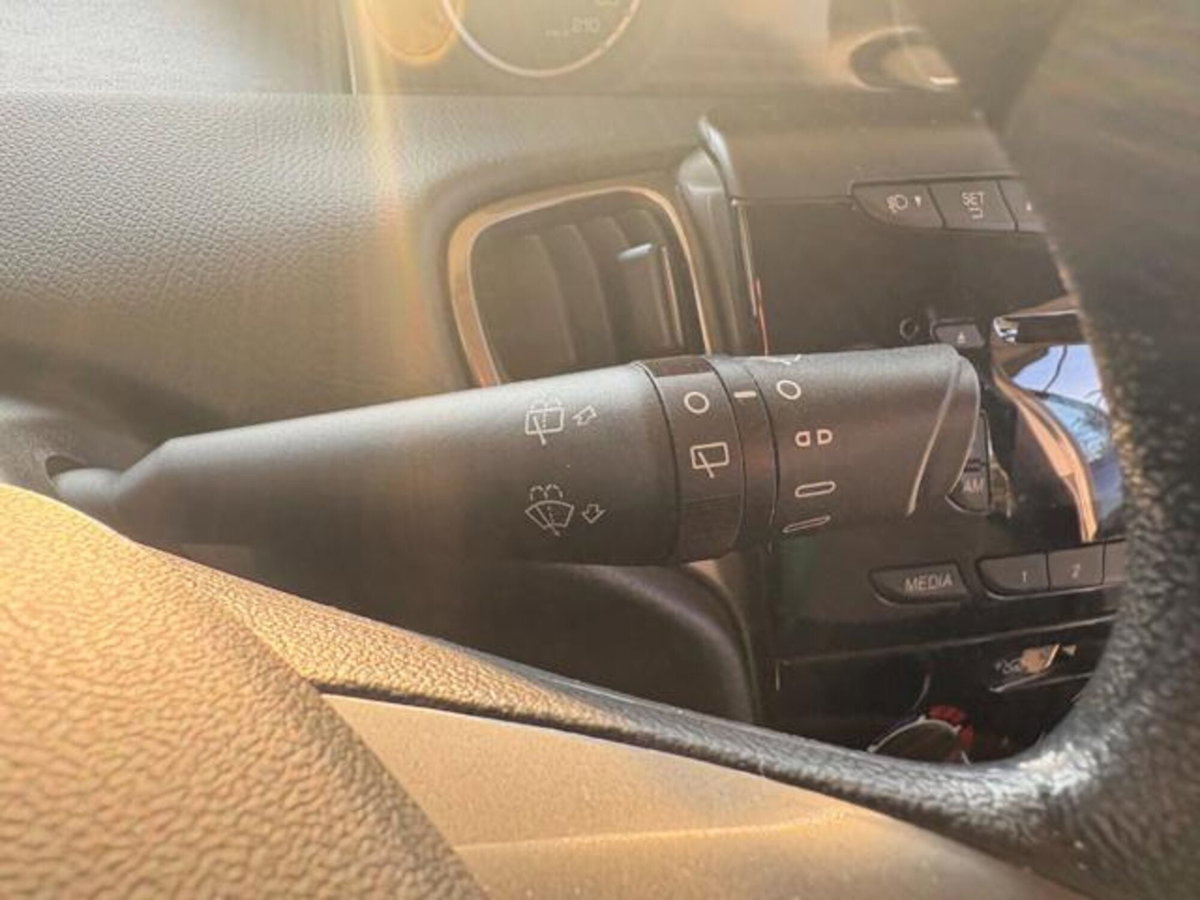 Lancia Ypsilon 1.2 69 CV 5 porte Gold (16)
