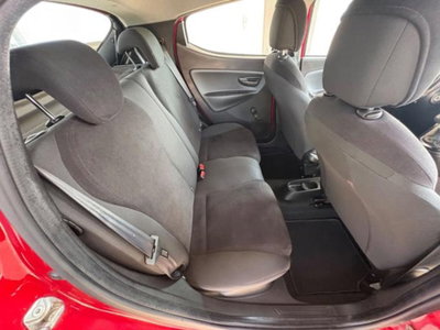 Lancia Ypsilon 0.9 TwinAir 85 CV 5 porte S&S DFN Gold (10)