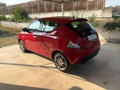 Lancia Ypsilon 0.9 TwinAir 85 CV 5 porte S&S DFN Gold (4)