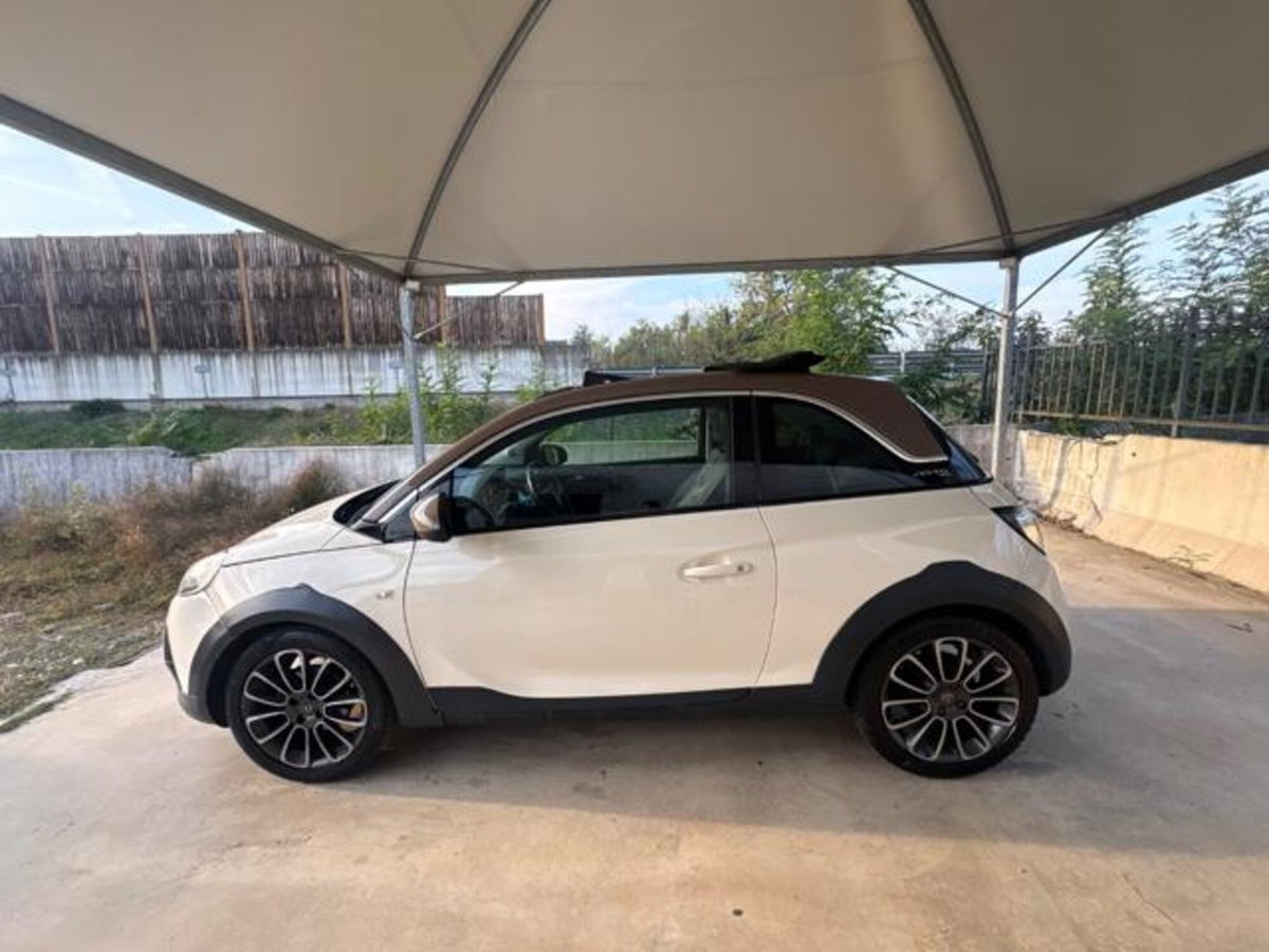 Opel Adam Rocks 1.4 100 CV (7)