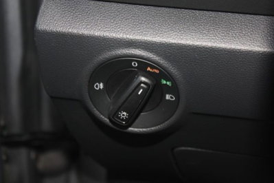 Volkswagen T-Roc 1.5 tsi R-Line dsg (13)