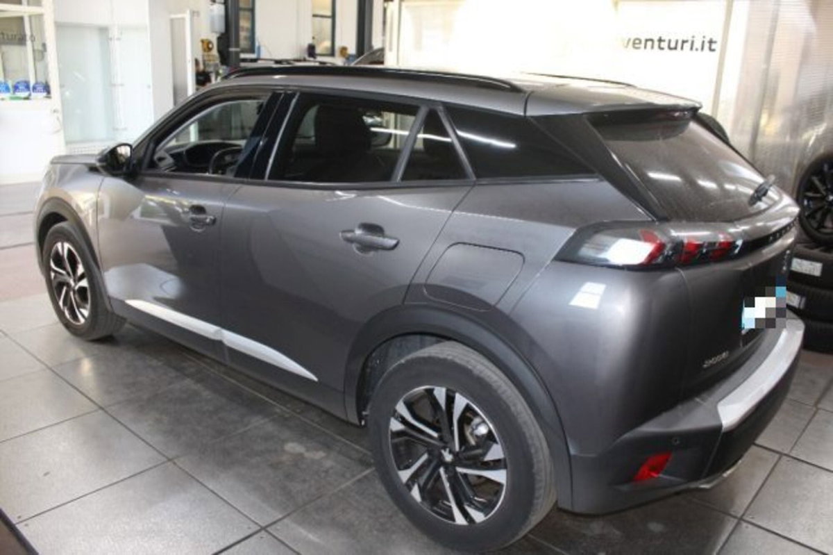Peugeot 2008 PureTech 130 S&S EAT8 Allure Pack (5)