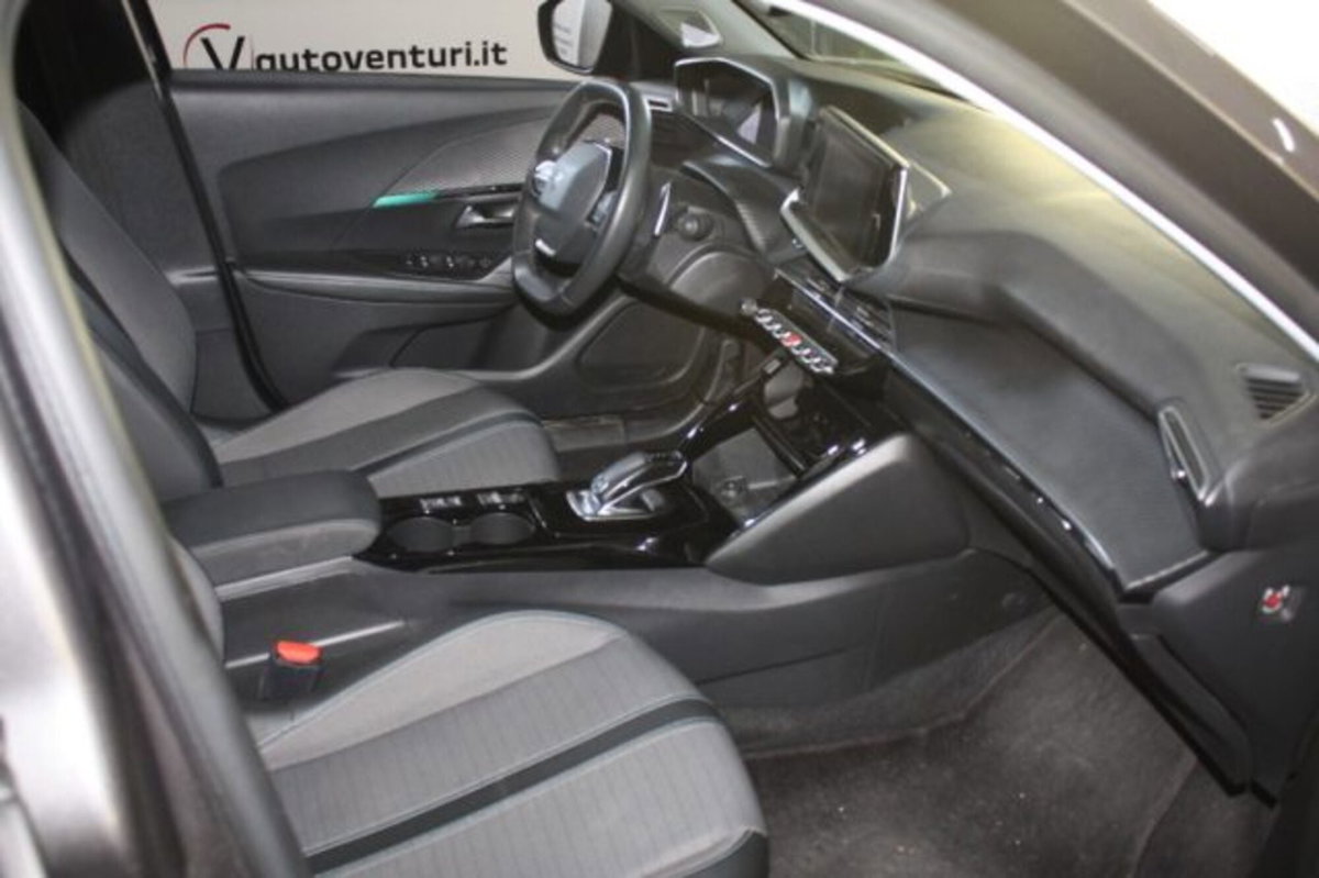 Peugeot 2008 PureTech 130 S&S EAT8 Allure Pack (7)
