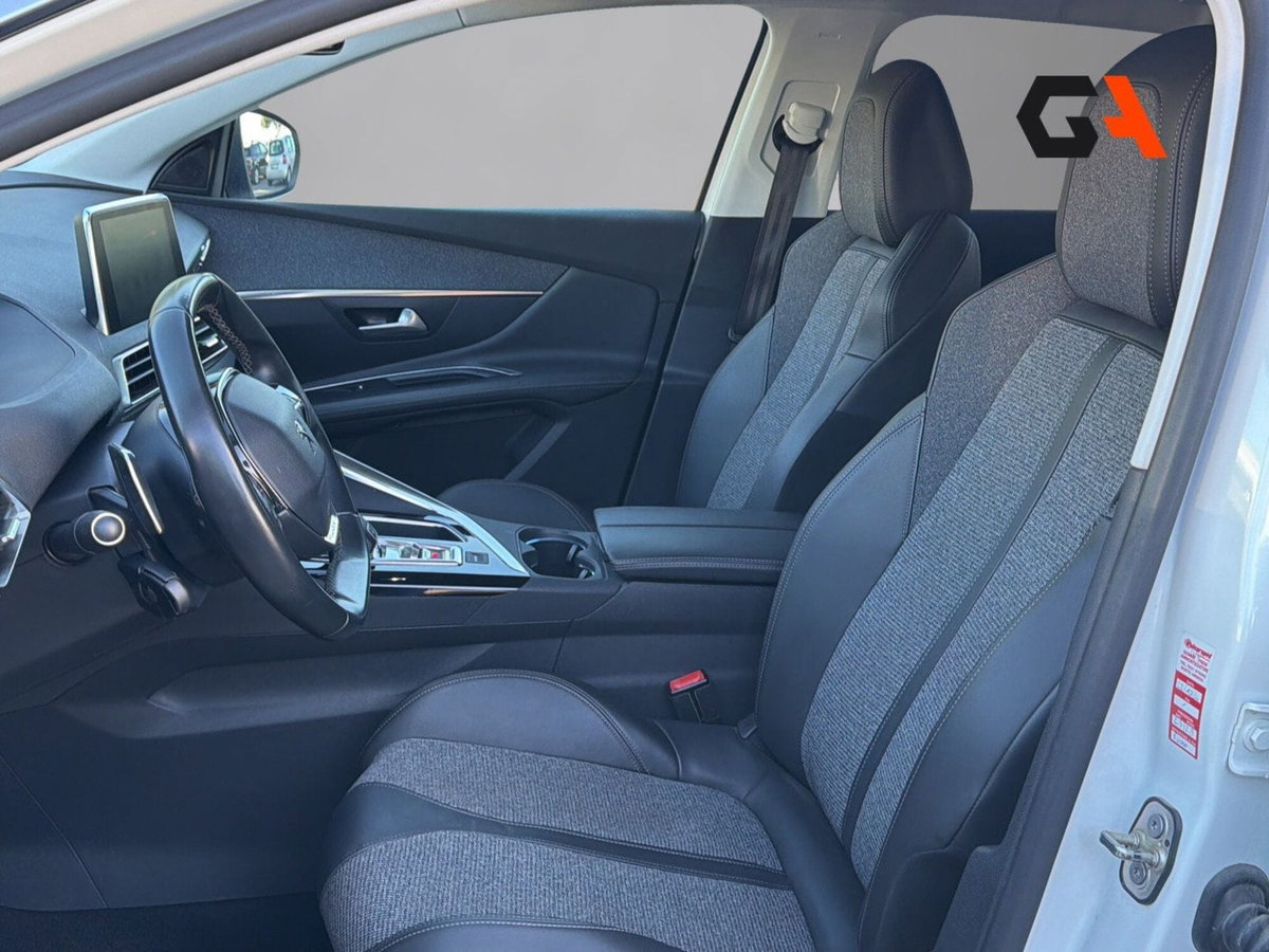 Peugeot 3008 BlueHDi 130 S&S Allure (11)