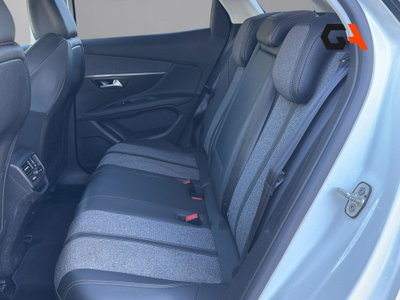 Peugeot 3008 BlueHDi 130 S&S Allure (17)