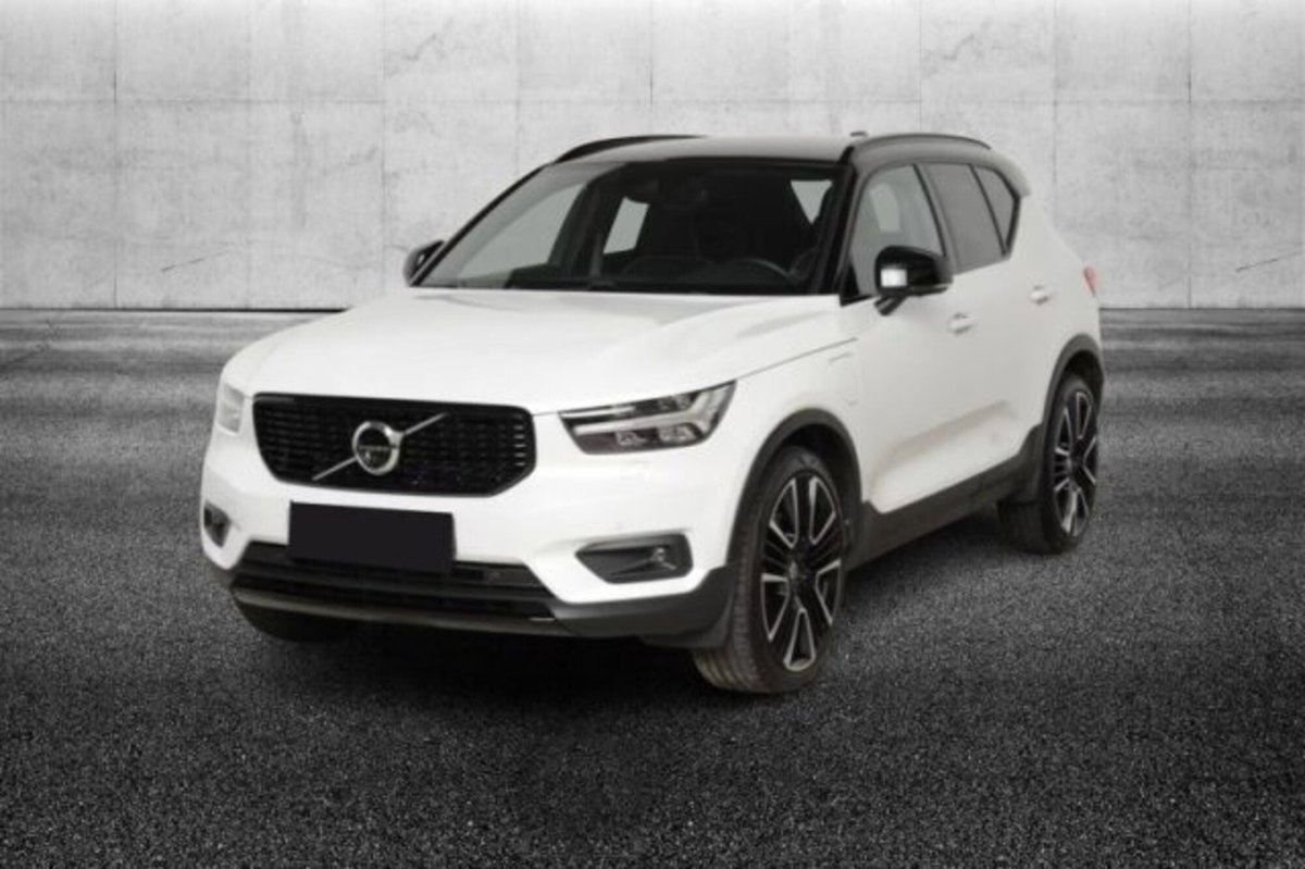 Volvo XC40 T5 Recharge Plug-in Hybrid R-design
