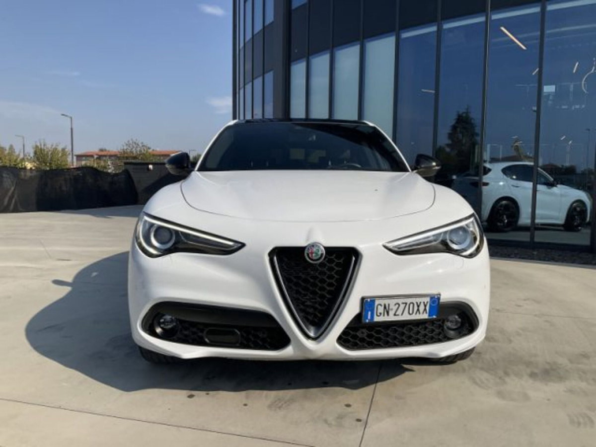 Alfa Romeo Stelvio Stelvio 2.2 Turbodiesel 210 CV AT8 Q4 Veloce (2)