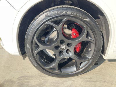Alfa Romeo Stelvio Stelvio 2.2 Turbodiesel 210 CV AT8 Q4 Veloce (8)