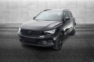 Volvo XC40 2.0 b3 Plus Black Edition auto (2)