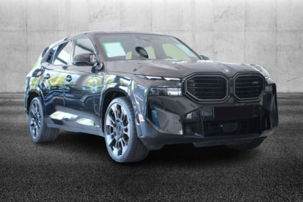 BMW XM 4.4 phev auto (2)