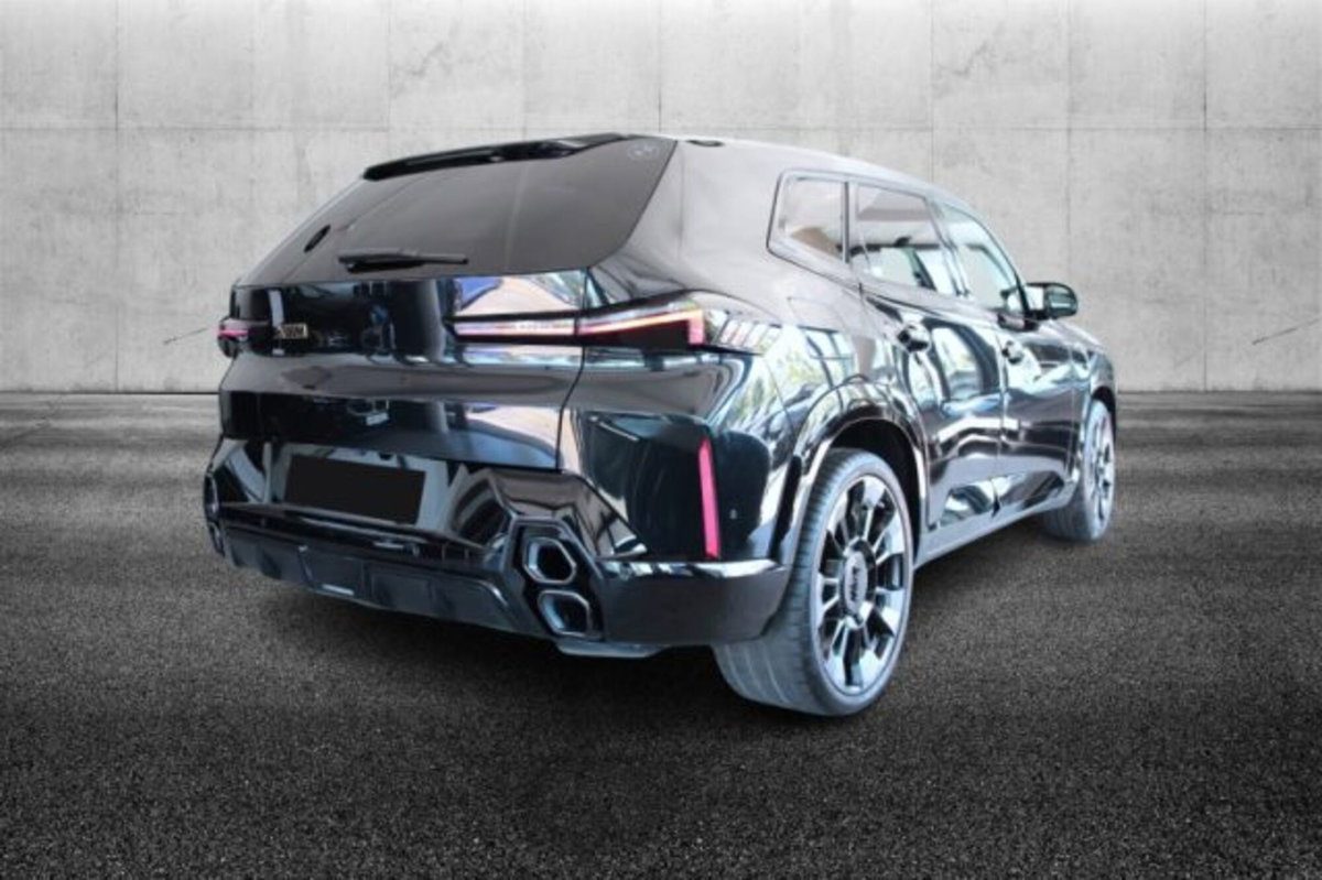 BMW XM 4.4 phev auto (3)