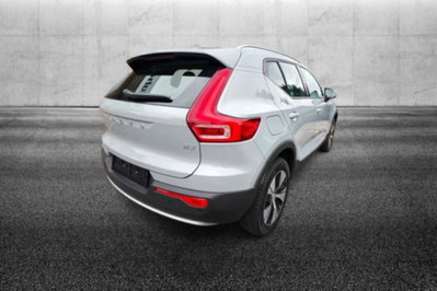 Volvo XC40 B3 automatico Core (3)