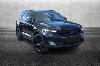Volvo XC40 2.0 b3 Plus Black Edition auto (2)
