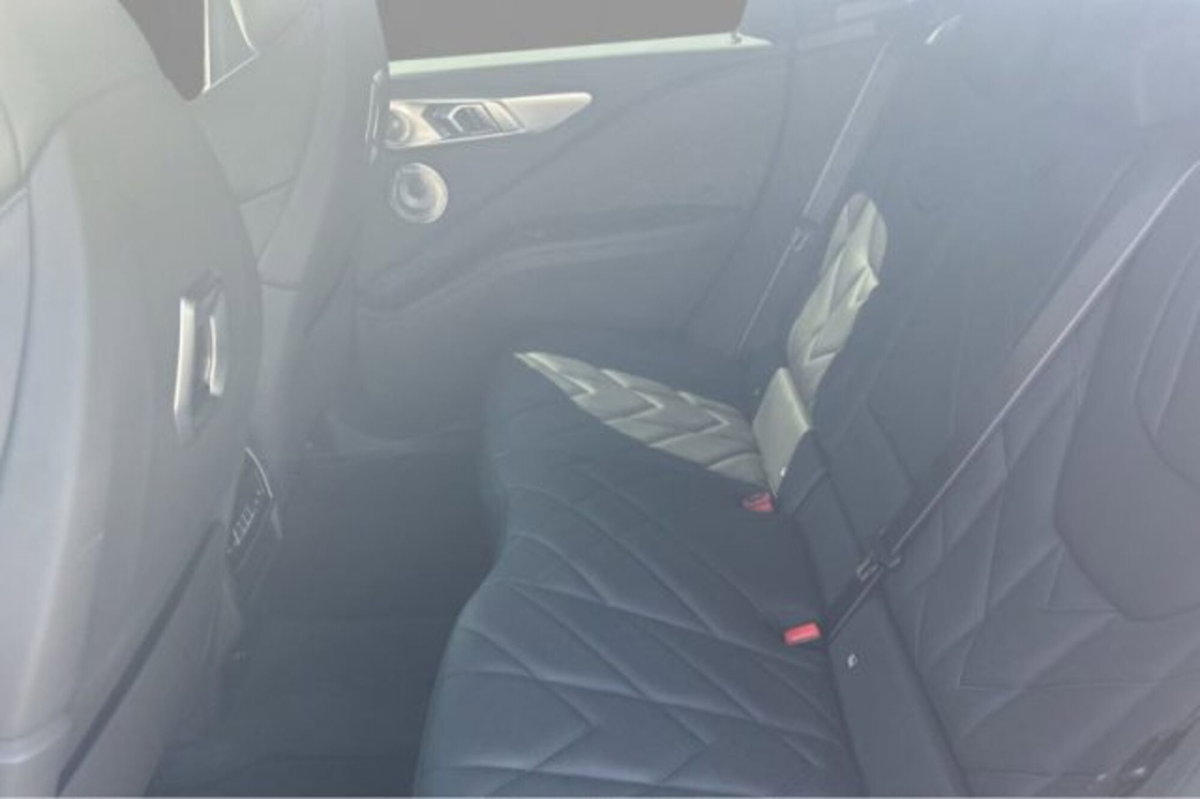 BMW XM 4.4 phev auto (8)