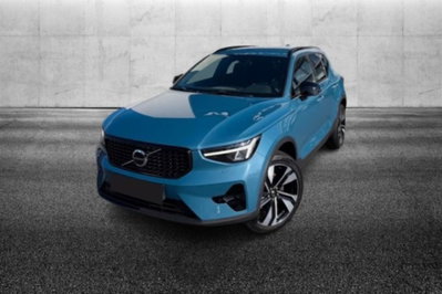Volvo XC40 B3 automatico Plus Dark usata
