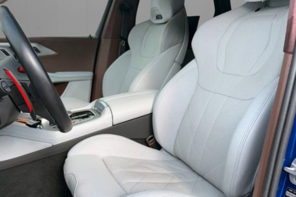 BMW XM 4.4 phev auto (7)