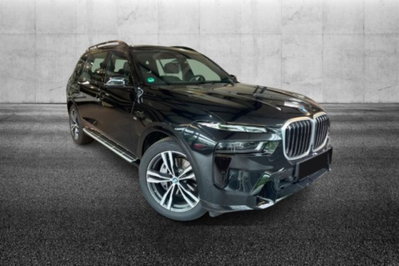 BMW X7 xDrive40d 48V (2)