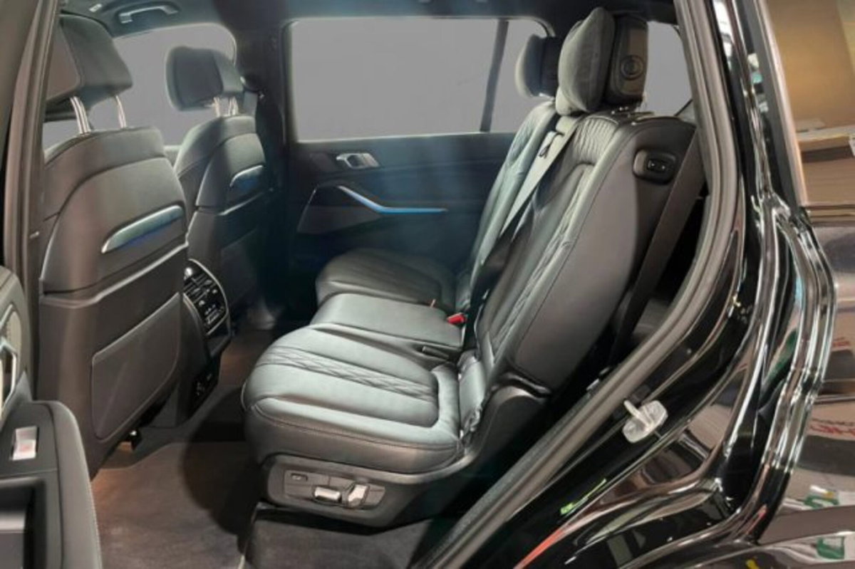 BMW X7 xDrive40d 48V (8)