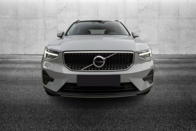 Volvo XC40 T2 automatico Essential (3)