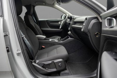 Volvo XC40 T2 automatico Essential (6)