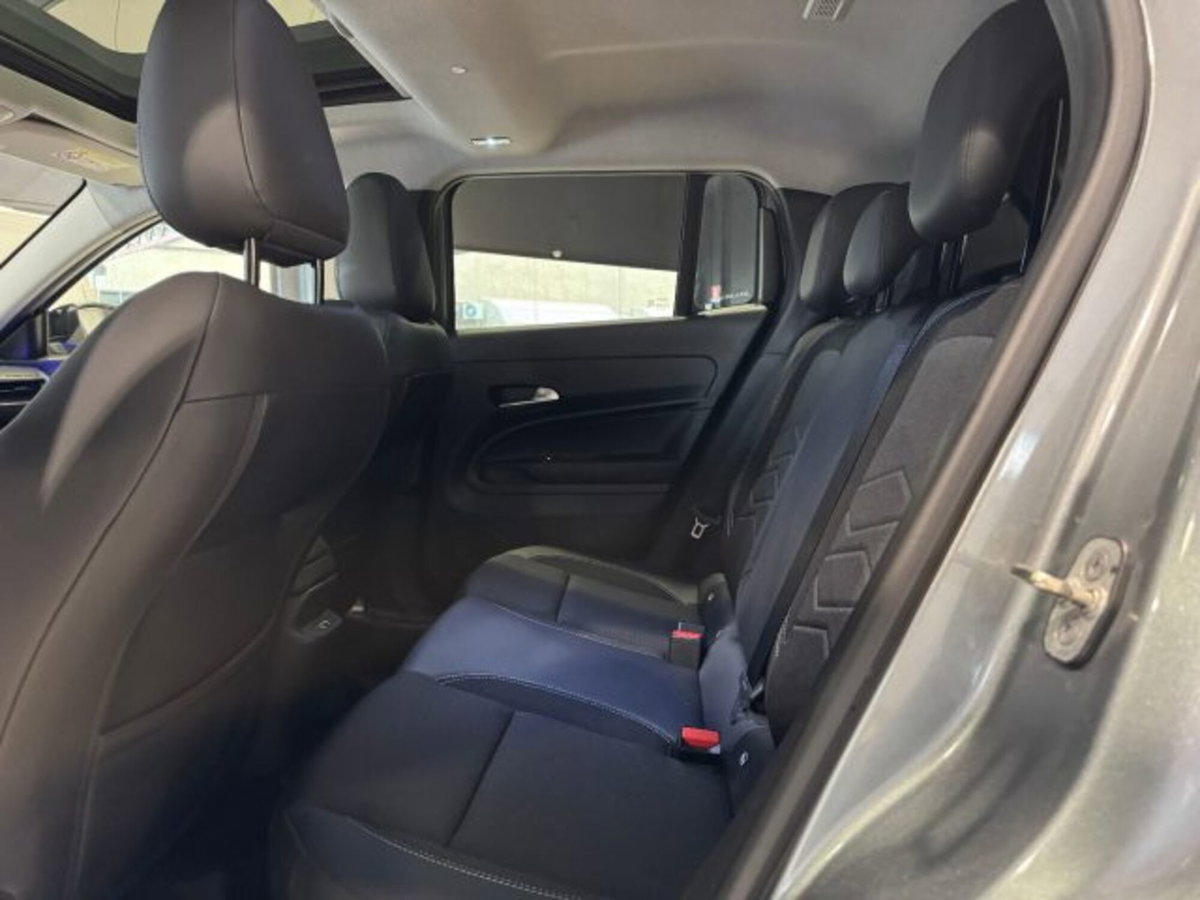 Jeep Avenger 1.2 turbo Summit fwd 100cv (12)