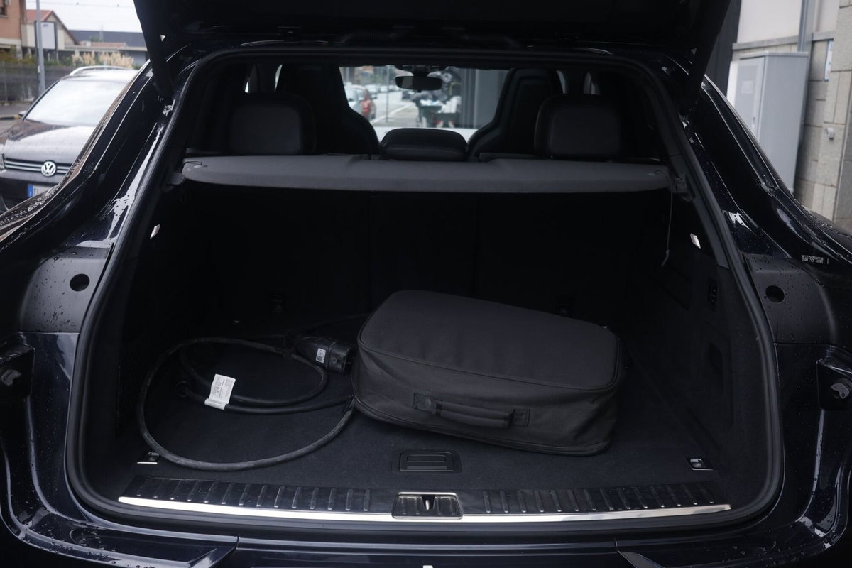 Porsche Cayenne 3.0 V6 Platinum Edition (20)