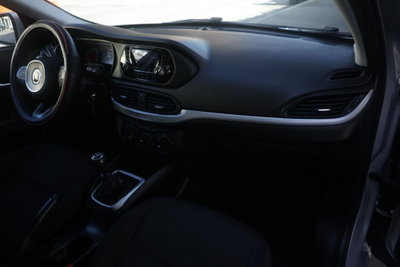 Fiat Tipo Station Wagon Tipo 1.6 Mjt S&S SW Lounge (8)