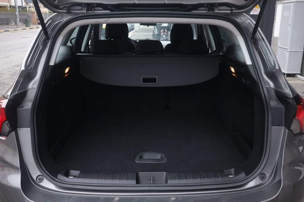 Fiat Tipo Station Wagon Tipo 1.6 Mjt S&S DCT SW Lounge (19)