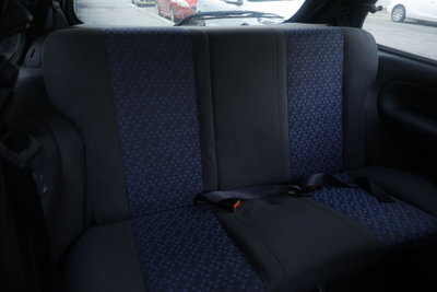 Ford Fiesta 1.2 16V 3p. Ambiente (12)