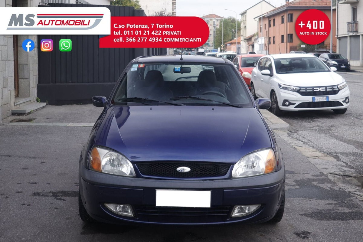 Ford Fiesta 1.2 16V 3p. Ambiente (9)