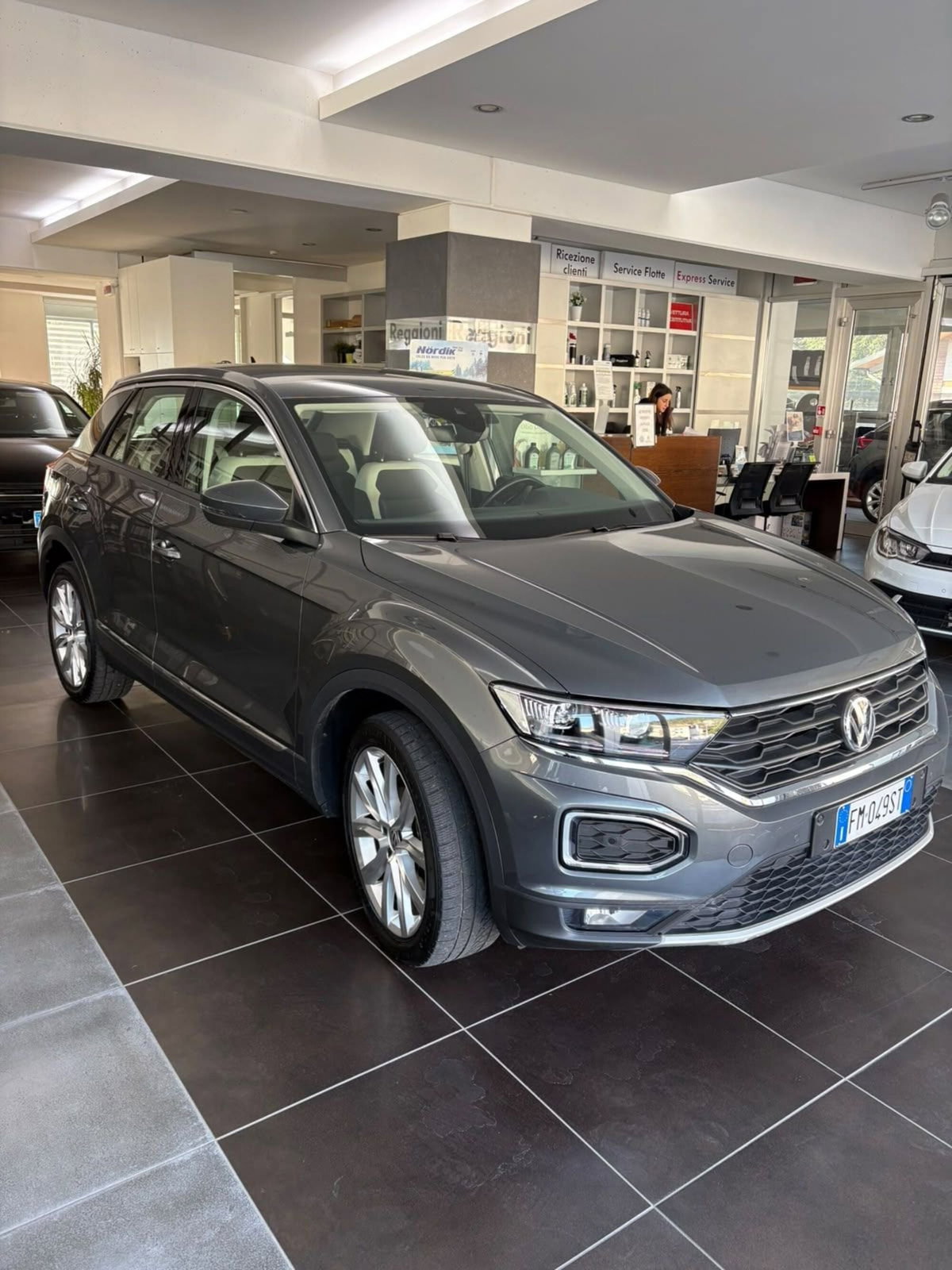 Volkswagen T-Roc 1.5 TSI ACT Advanced BlueMotion Technology (2)