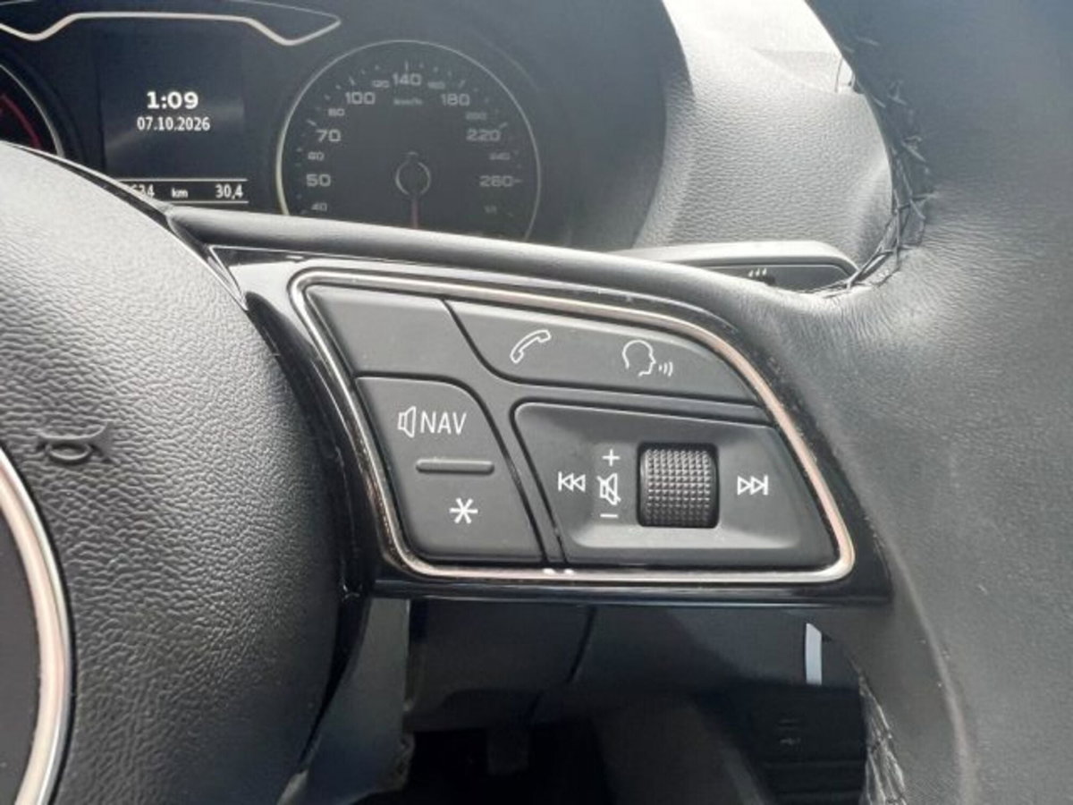 Audi Q2 Q2 30 TDI S tronic Business (18)