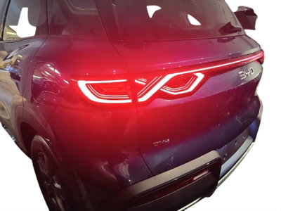 Byd Atto 2 DM-i 1.5 phev Active 165cv (15)