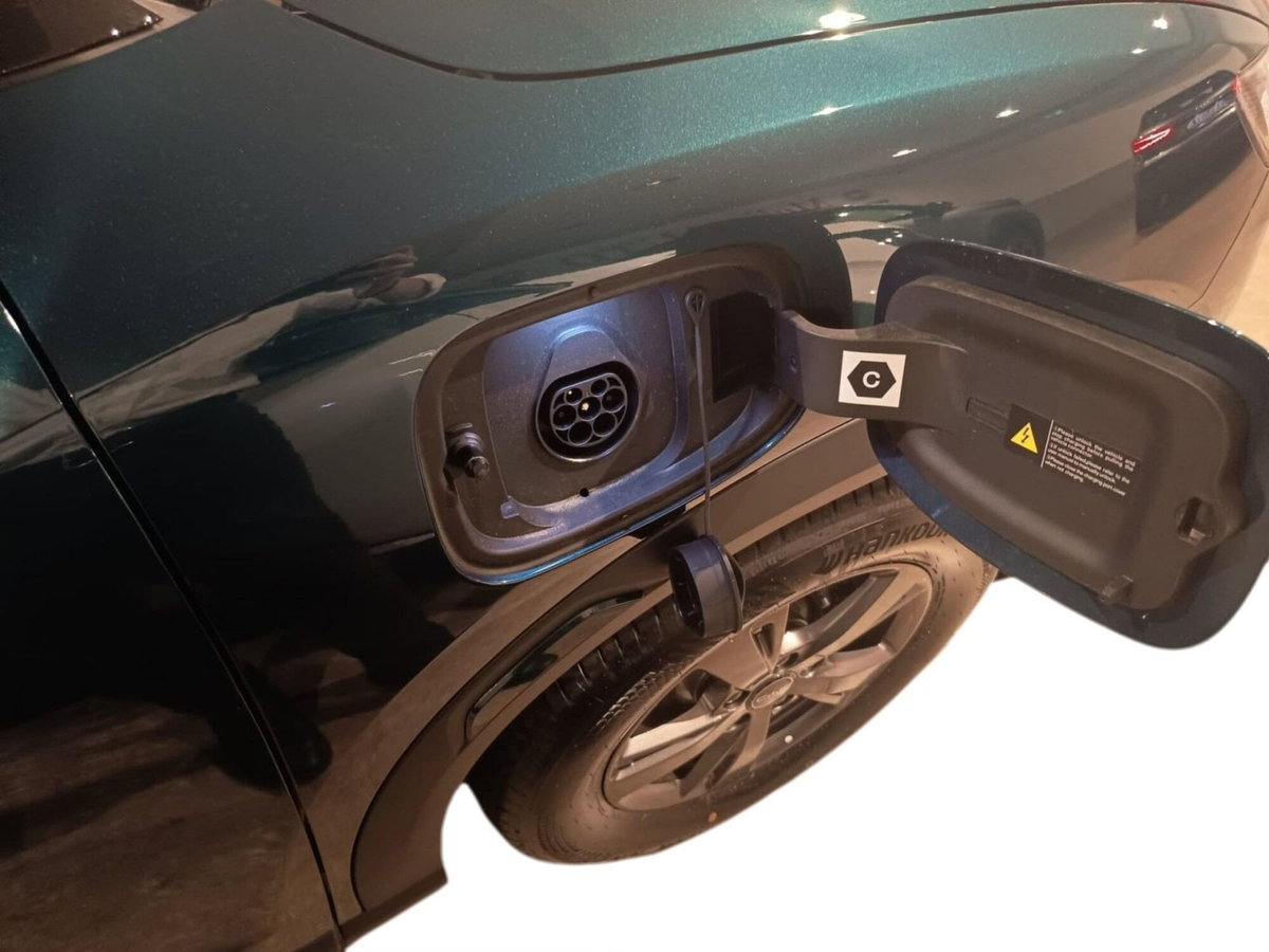 Byd Atto 2 DM-i 1.5 phev Active 165cv (6)