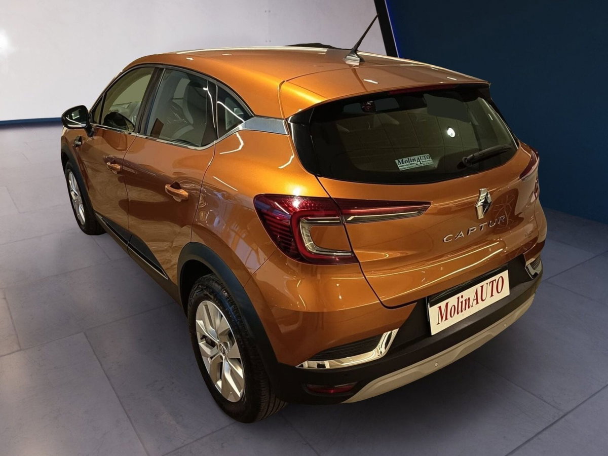 Renault Captur TCe 90 CV Equilibre (2)
