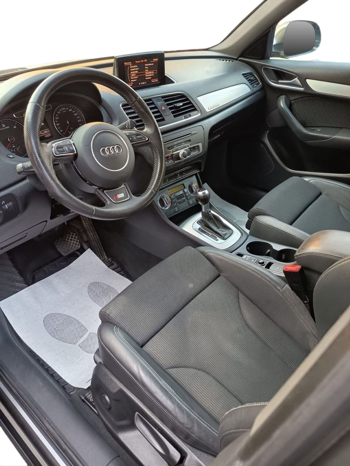 Audi Q3 2.0 TDI 177 CV quattro Edition (7)