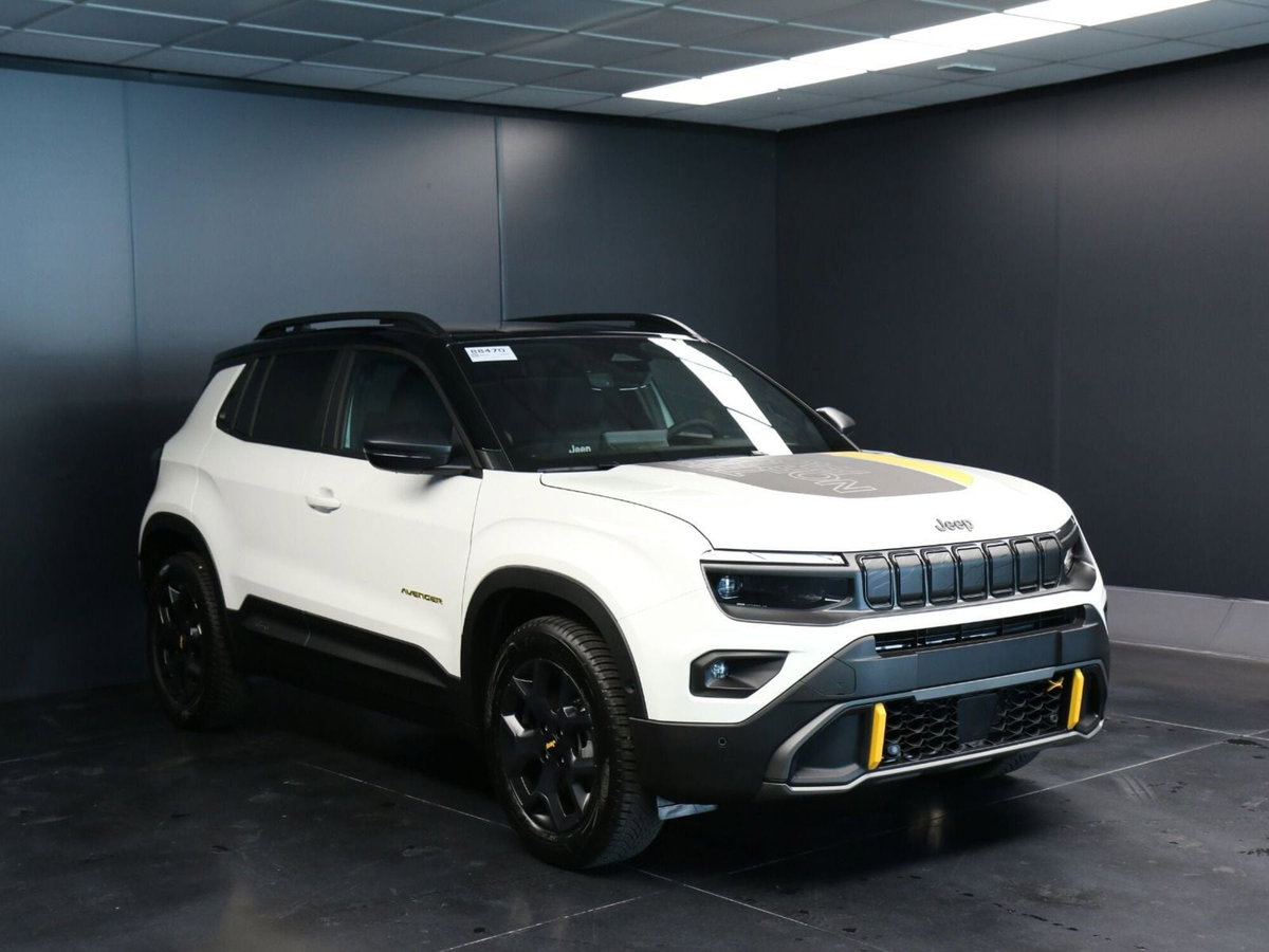 Jeep Avenger 1.2 turbo e-hybrid mhev The North Face 4xe 145cv edct6 (15)