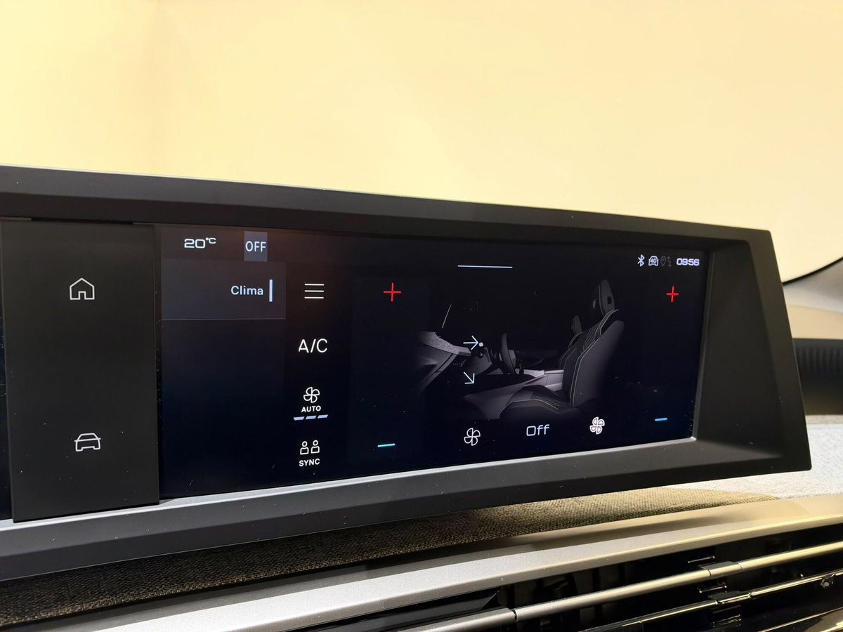 Peugeot 3008 1.2 hybrid Allure 145cv e-dcs6 (10)
