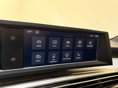Peugeot 3008 1.2 hybrid Allure 145cv e-dcs6 (11)