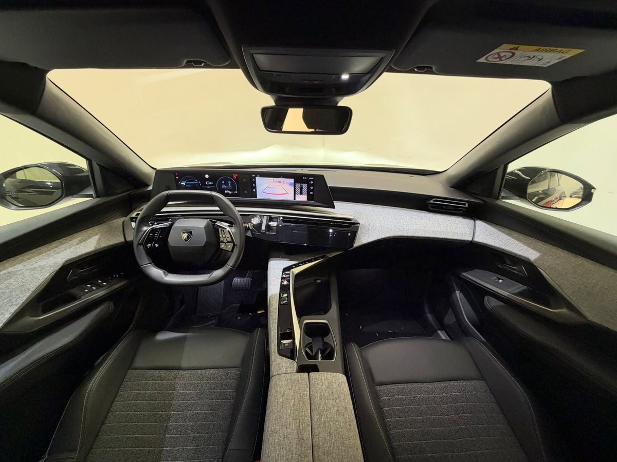 Peugeot 3008 1.2 hybrid Allure 145cv e-dcs6 (14)