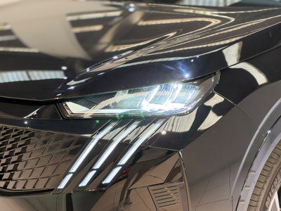 Peugeot 3008 1.2 hybrid Allure 145cv e-dcs6 (18)