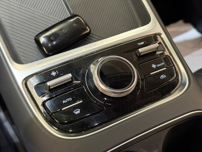 Geely Starray Starray EM-i 1.5 phev Pro auto (14)