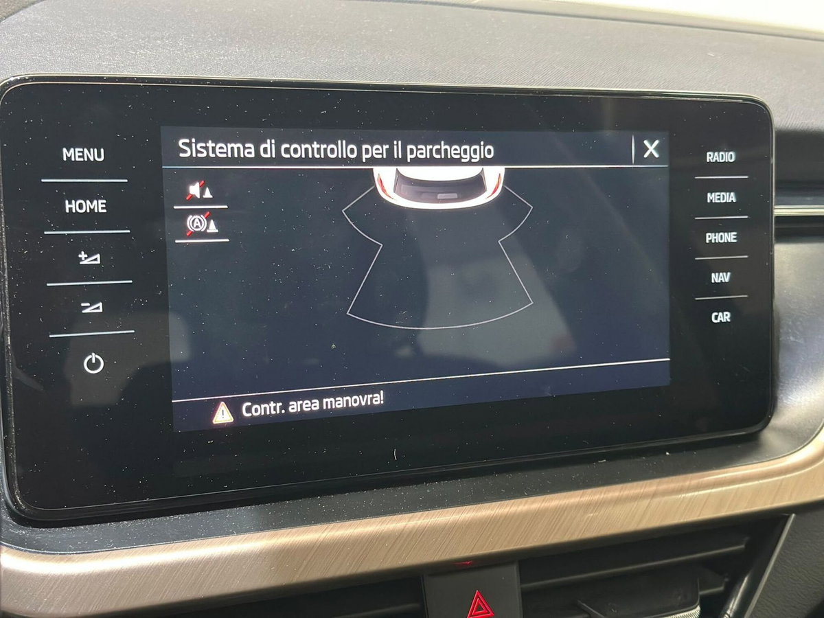 Skoda Kamiq 1.0 TSI 110 CV DSG Ambition (9)