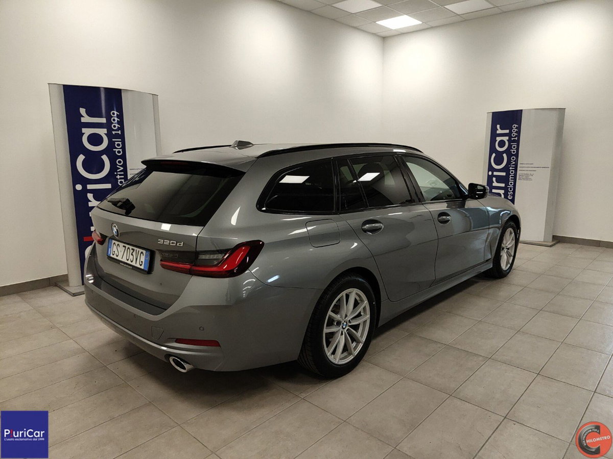 BMW Serie 3 Touring 320d  mhev 48V auto (9)