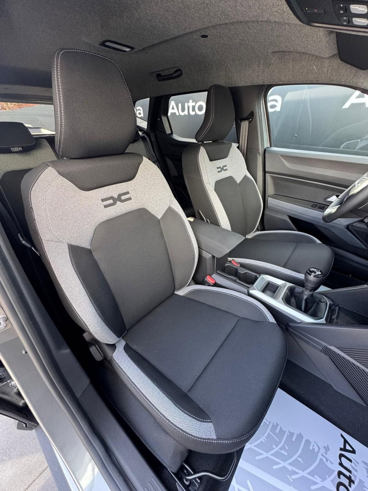 Dacia Duster 1.2 Eco-G Journey 120cv (11)