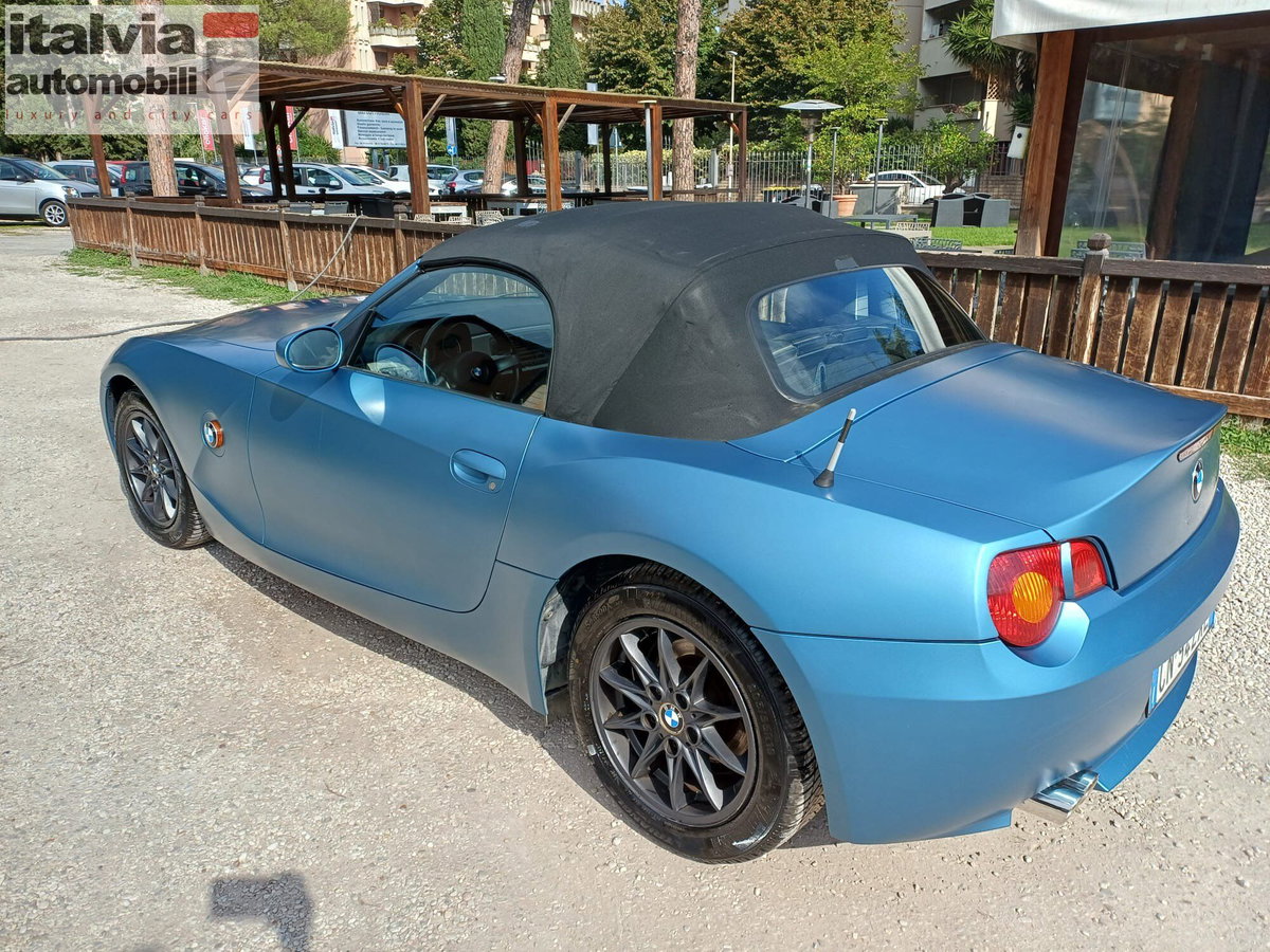 BMW Z4 Cabrio Z4 2.2i cat Roadster (2)