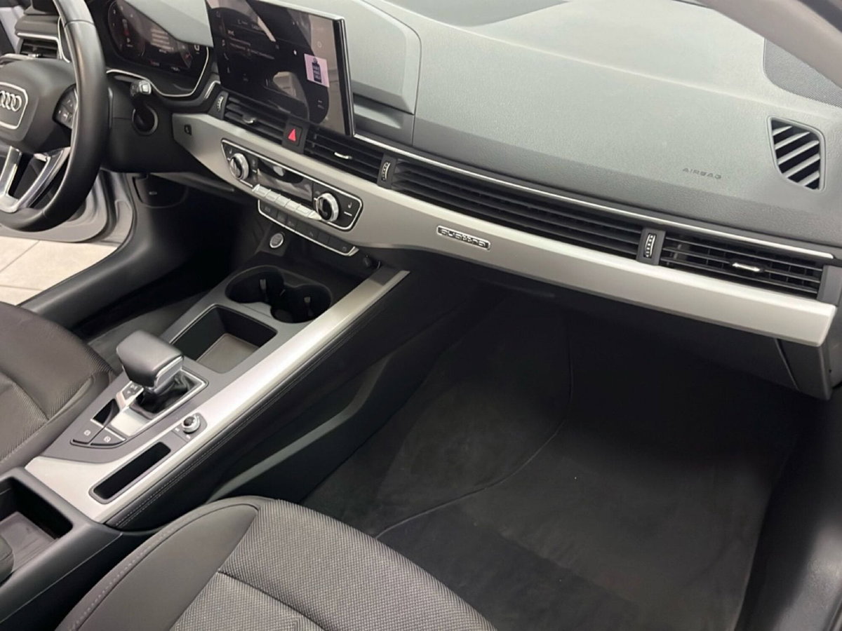 Audi A4 Avant 2.0 TDI 190 CV quattro (9)