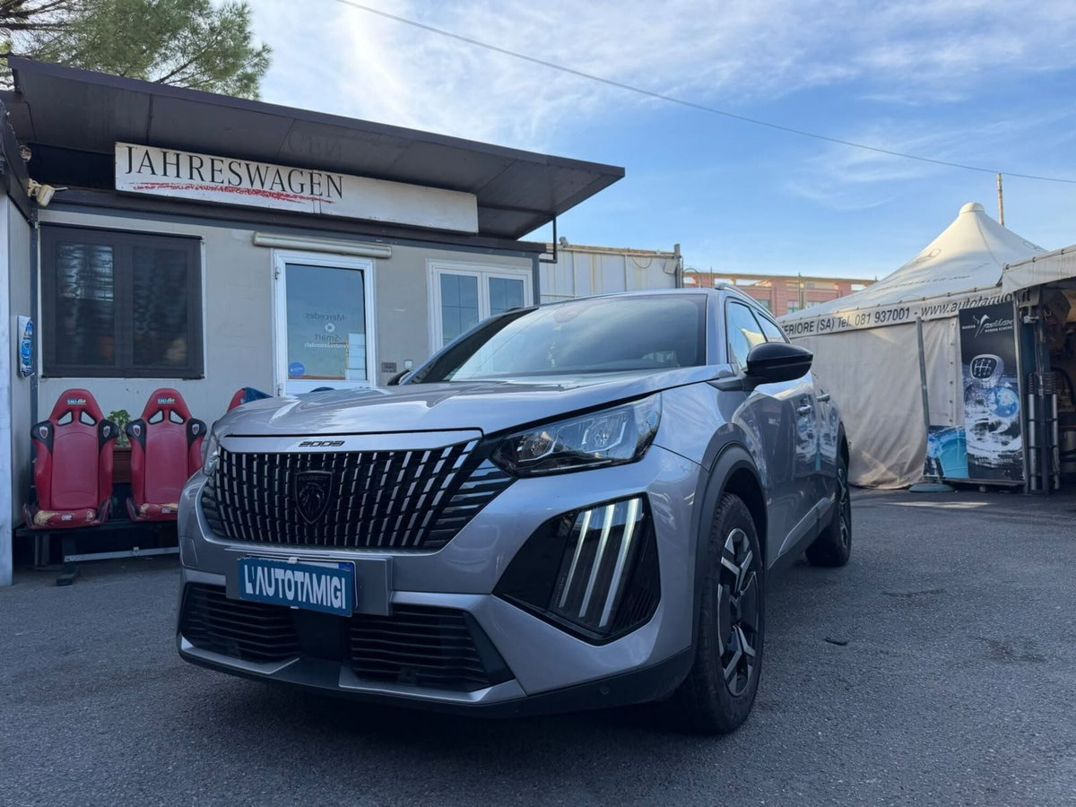 Peugeot 2008 1.2 puretech Allure s&s 100cv (2)