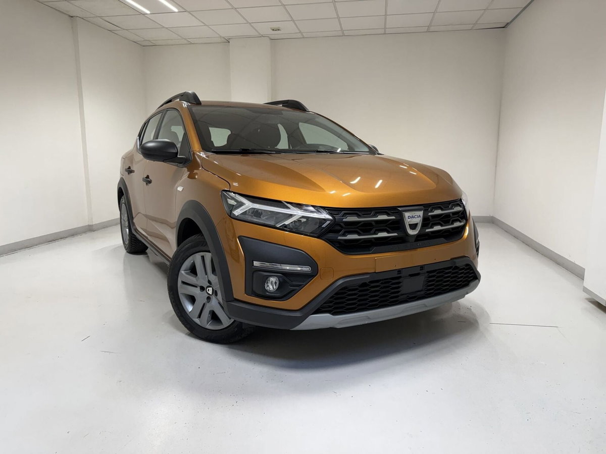 Dacia Sandero Stepway 1.0 TCe 90 CV Essential (2)